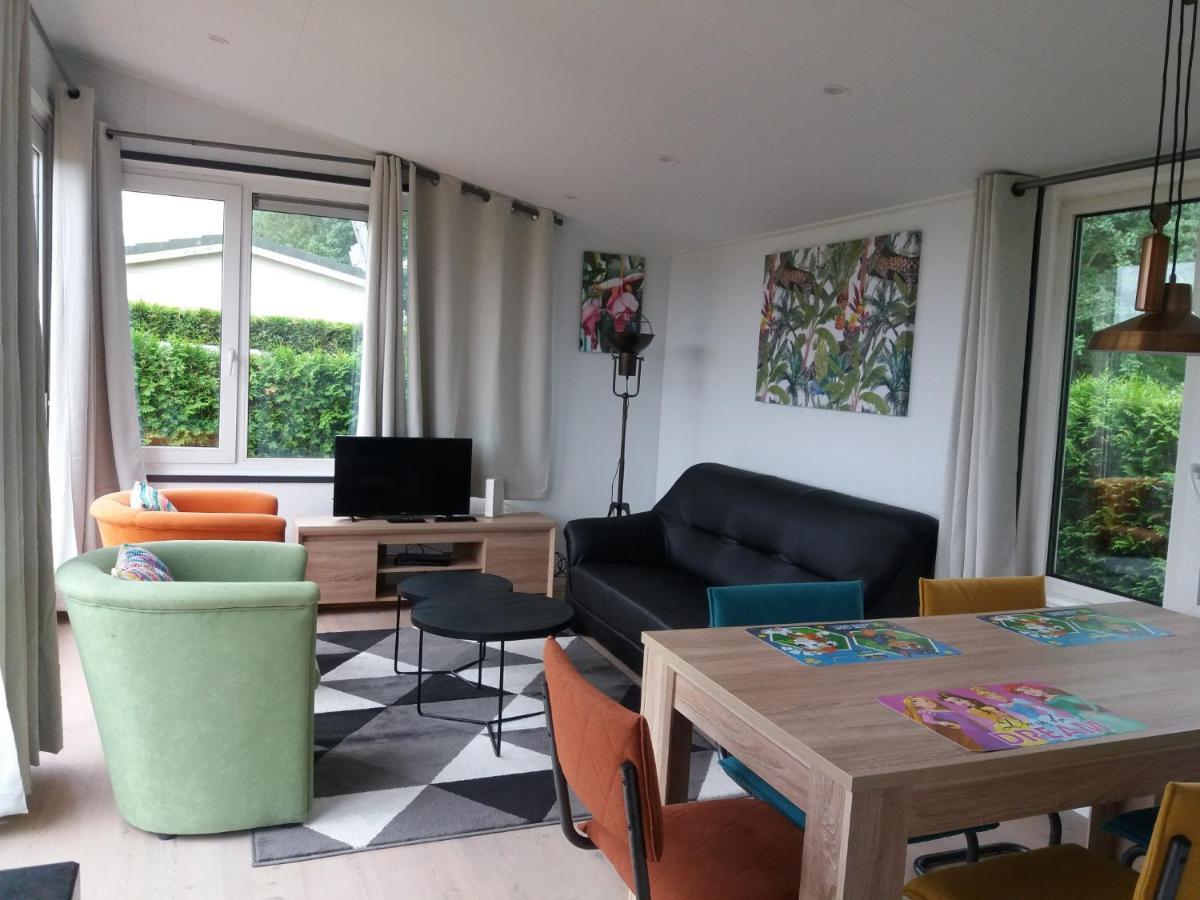 Luxe Bungalow Op Rustig Vakantiepark. Dronrijp Εξωτερικό φωτογραφία
